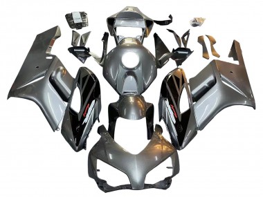 2004-2005 Honda CBR1000RR Motorcycle Fairing - Silver Glossy Black