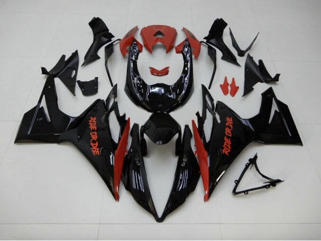 Gloss Black Style - 2013-2016 Triumph Daytona 675 Gloss Black Style - 2013-2016 Triumph Daytona 675