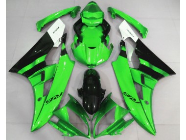 Gloss Green and Black - 2006-2007 Yamaha R6