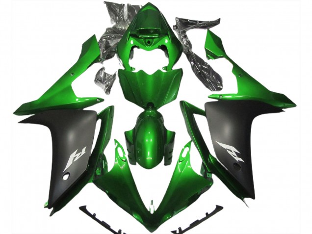 Gloss Green and Black - 2007-2008 Yamaha R1 Gloss Green and Black - 2007-2008 Yamaha R1