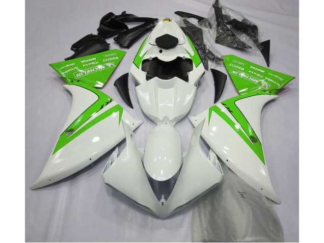 Gloss White and Green - 2012-2014 Yamaha R1 Gloss White and Green - 2012-2014 Yamaha R1