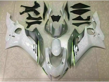 Gloss White and Silver - 2017-2021 Yamaha R6