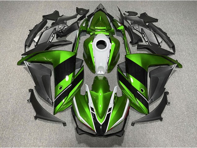 Green Black and White - 2015-2018 Yamaha R3 Green Black and White - 2015-2018 Yamaha R3
