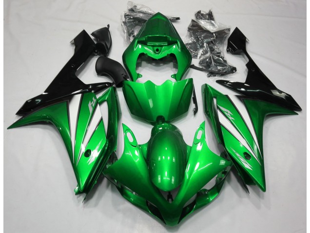 Green White and Black - 2007-2008 Yamaha R1 Green White and Black - 2007-2008 Yamaha R1