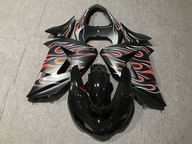 Matte Black & Flame - 2006-2007 Kawasaki ZX10R