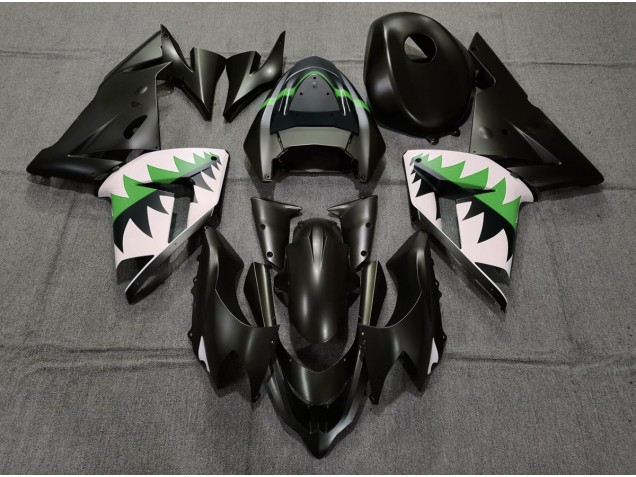 Matte Black and Green - 2004-2005 Kawasaki ZX10R