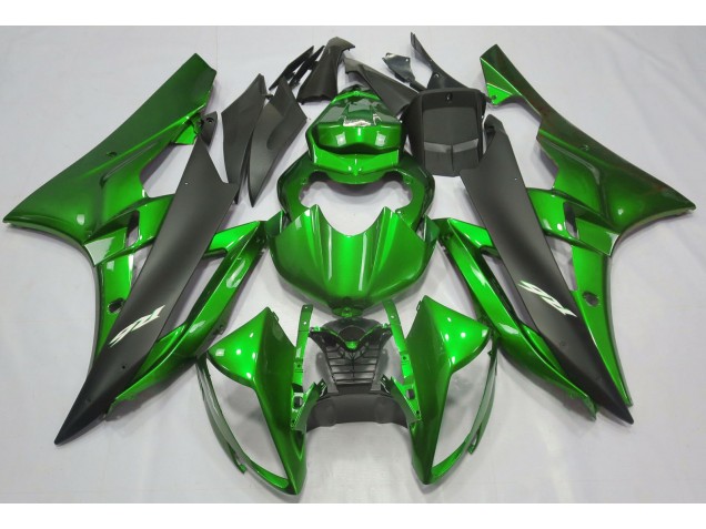 Metallic Green & Black - 2006-2007 Yamaha R6 Metallic Green & Black - 2006-2007 Yamaha R6