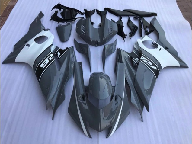 Nardo Grey and White - 2017-2021 Yamaha R6 Nardo Grey and White - 2017-2021 Yamaha R6
