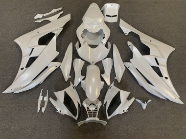 Pearl White - 2006-2007 Yamaha R6