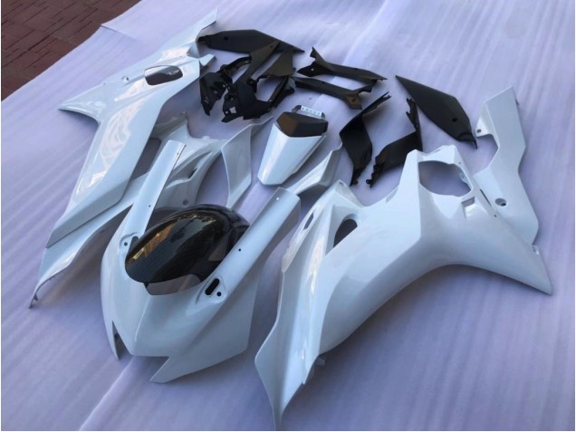 Pearl White - 2017-2021 Yamaha R6 Pearl White - 2017-2021 Yamaha R6