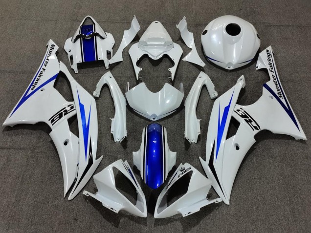 Pearl White and Blue - 2008-2016 Yamaha R6 Pearl White and Blue - 2008-2016 Yamaha R6