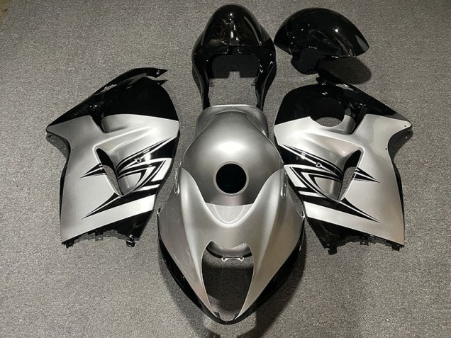 Silver and Black - 1997-2007 Suzuki GSXR 1300 Hayabusa Silver and Black - 1997-2007 Suzuki GSXR 1300 Hayabusa