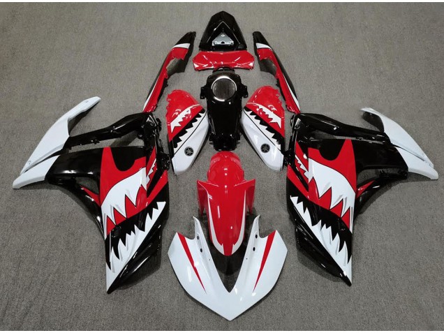 White Shark & Red - 2015-2018 Yamaha R3 White Shark & Red - 2015-2018 Yamaha R3
