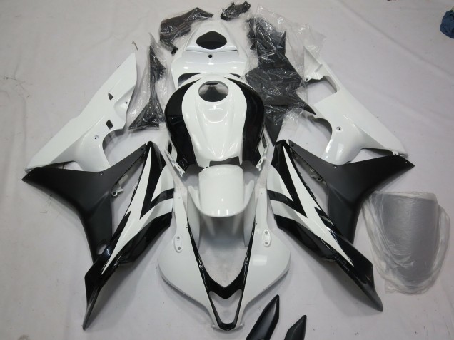 White and Black OEM Style - 2007-2008 Honda CBR600RR White and Black OEM Style - 2007-2008 Honda CBR600RR
